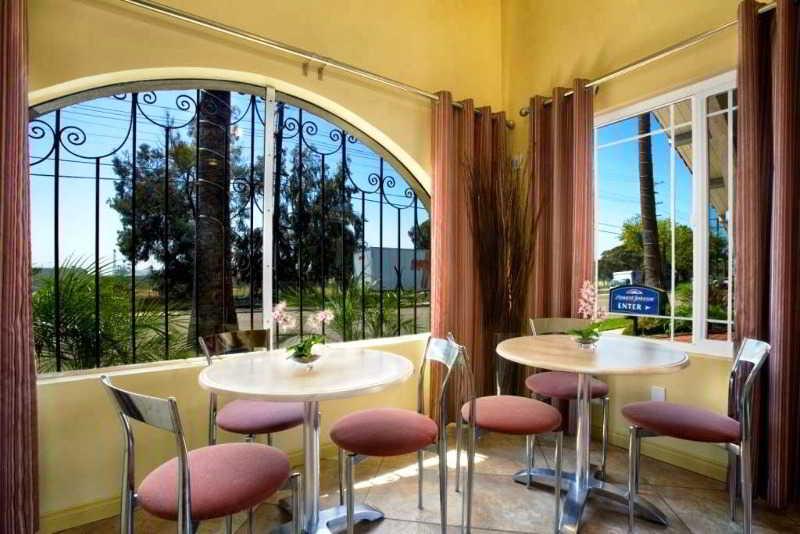Howard Johnson By Wyndham National City/San Diego South Restaurant billede
