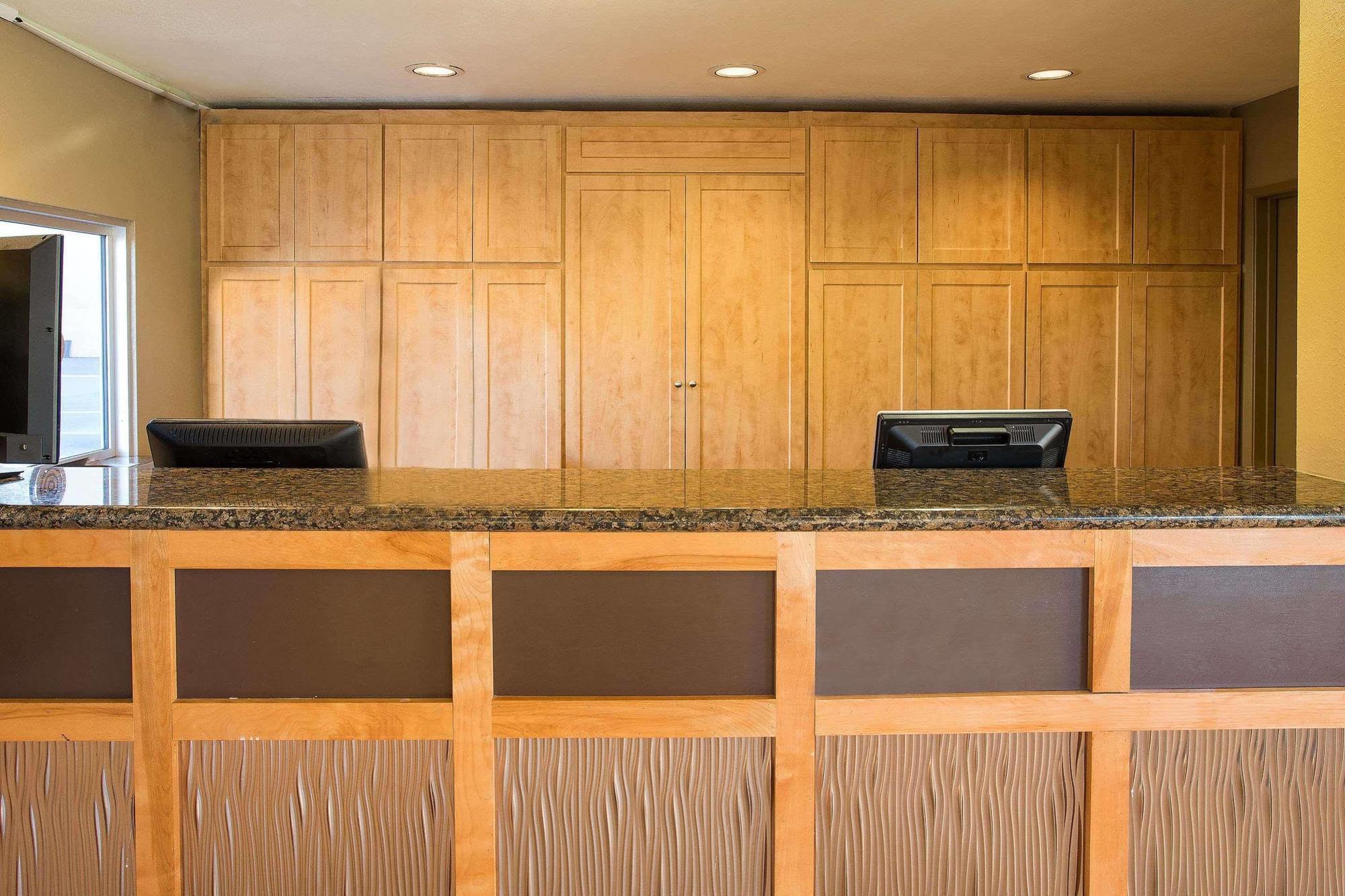Howard Johnson By Wyndham National City/San Diego South Eksteriør billede